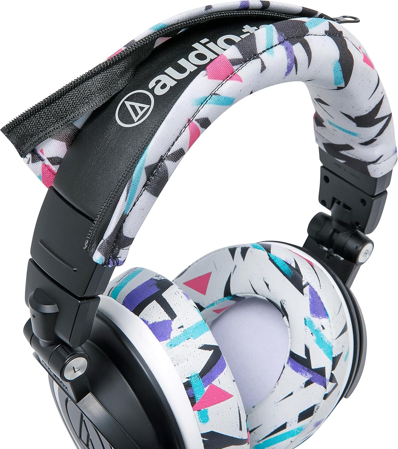 WC BandZ V2 Protective Headband Cover for Audio Technica ATH M Series Headphones – Machine Washable, No More Flaking Leather – Compatible with M50X / M50XBT / M50 / M40X & More | (90’s White) WC BandZ V2 Protective Headband Cover for Audio Technica ATH M Series Headphones – Machine Washable, No More Flaking Leather – Compatible with M50X / M50XBT / M50 / M40X & More | (90’s White)