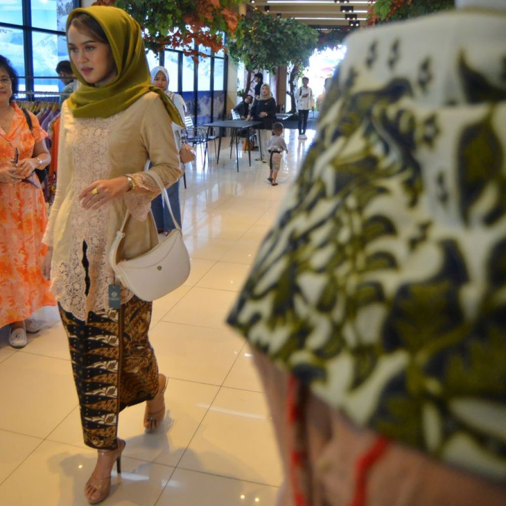 DPR : Libatkan anak muda kembangkan ekonomi kreatif warisan budaya DPR : Libatkan anak muda kembangkan ekonomi kreatif warisan budaya