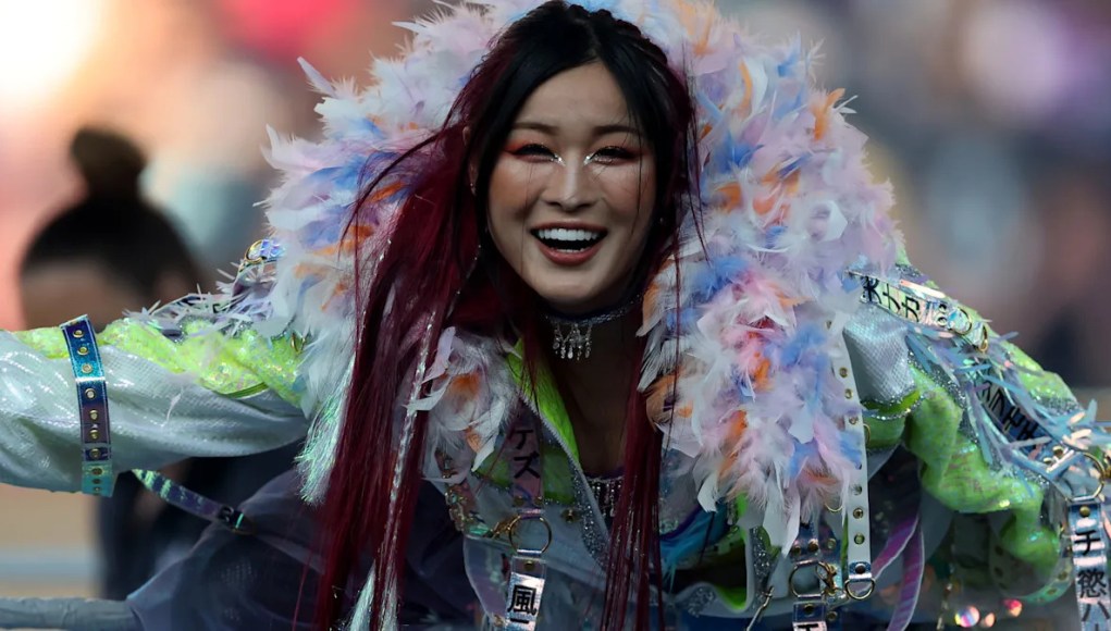 Iyo Sky comparte reacción al cambio de nombre y convocatoria del roster principal de la WWE Iyo Sky comparte reacción al cambio de nombre y convocatoria del roster principal de la WWE