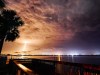 SpaceX lanza Rocket en Starlink Mission después de las tormentas, Lightning sale del centro-este de Florida