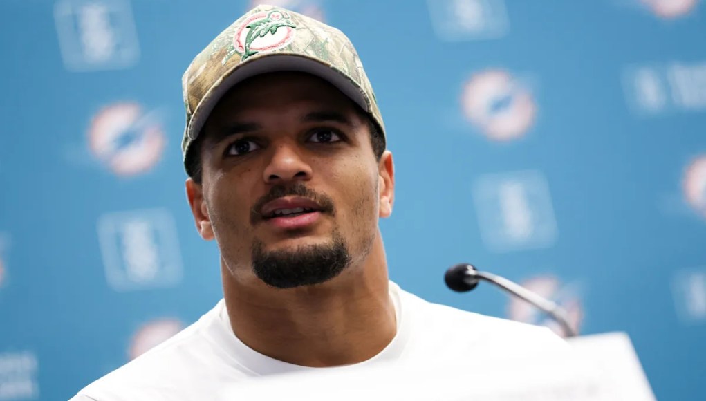 Delfines explorando el comercio de Minkah Fitzpatrick Delfines explorando el comercio de Minkah Fitzpatrick