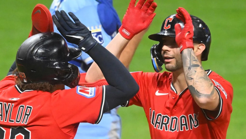 ‘No hay sentimiento en el mundo como ese’: CJ Kayfus ofrece un jonrón de embrague en Playoff Chase ‘No hay sentimiento en el mundo como ese’: CJ Kayfus ofrece un jonrón de embrague en Playoff Chase