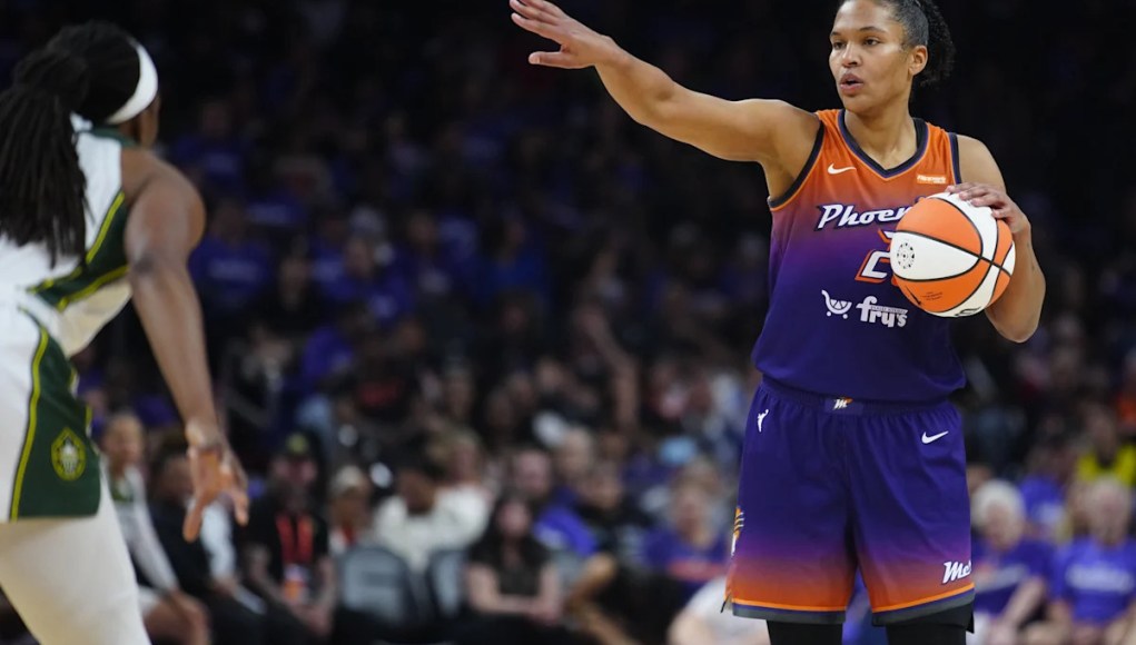 Phoenix Mercury trae a 2 jugadores por delante del enfrentamiento contra Los Ángeles Sparks Phoenix Mercury trae a 2 jugadores por delante del enfrentamiento contra Los Ángeles Sparks