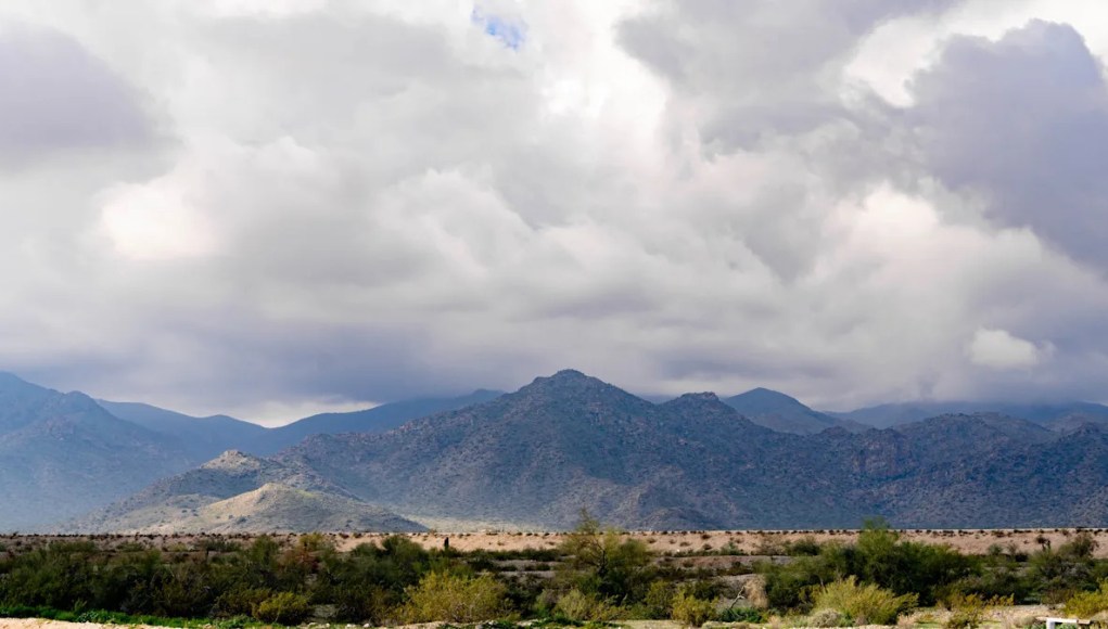 Sistemas de tormentas traerán lluvia, nieve y clima frío a Arizona Sistemas de tormentas traerán lluvia, nieve y clima frío a Arizona