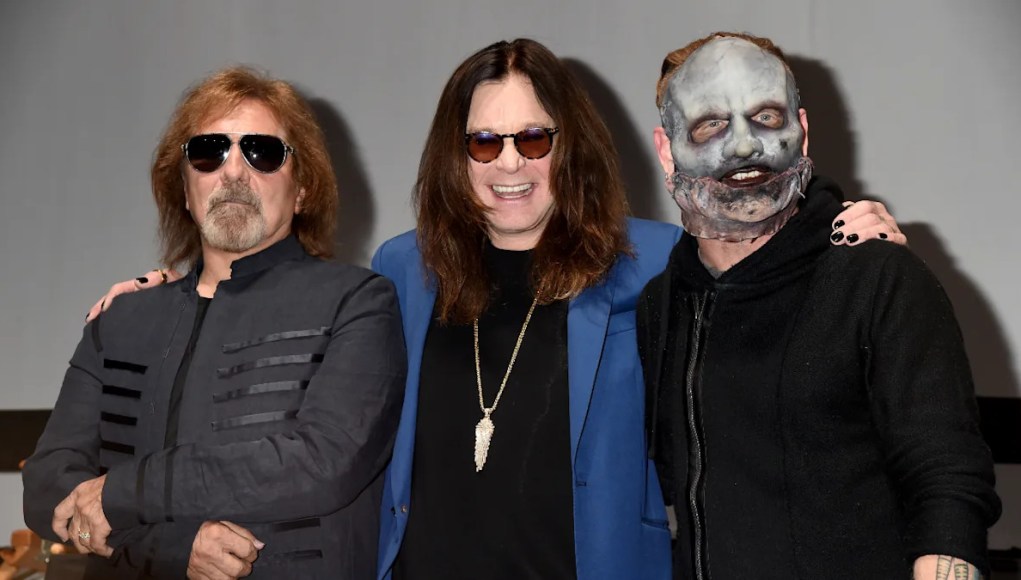 «Una de las canciones más aterradoras que he escuchado». Corey Taylor de Slipknot rinde homenaje a Black Sabbath, revela la canción que escucha para que pueda «ir a algún lugar mentalmente». «Una de las canciones más aterradoras que he escuchado». Corey Taylor de Slipknot rinde homenaje a Black Sabbath, revela la canción que escucha para que pueda «ir a algún lugar mentalmente».