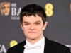 El nominado a estrella en ascenso (y mejor actor) Robert Aramayo llega a los BAFTA