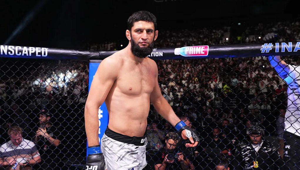 ¿Khamzat Chimaev es una de las estrellas más grandes de UFC, o una de las mayores asteriscos? (La respuesta: sí) ¿Khamzat Chimaev es una de las estrellas más grandes de UFC, o una de las mayores asteriscos? (La respuesta: sí)