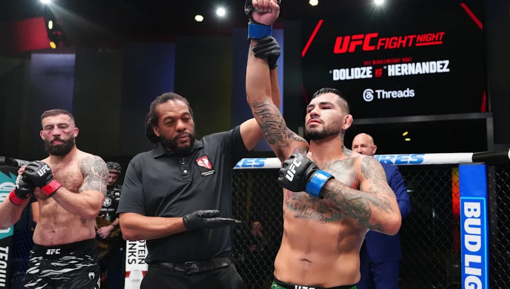 Anthony Hernández predice una victoria para el campeón en UFC 319: «Creo que DDP va a sorprender a todos nuevamente» Anthony Hernández predice una victoria para el campeón en UFC 319: «Creo que DDP va a sorprender a todos nuevamente»