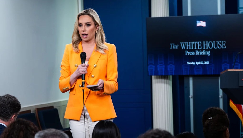 Jacqui Heinrich está llamando la atención en Fox News Jacqui Heinrich está llamando la atención en Fox News