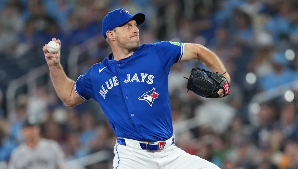 Max Scherzer lanza 5 entradas fuertes con 7 ponches y sin caminatas cuando los Blue Jays obtienen una victoria clave sobre los Yankees Max Scherzer lanza 5 entradas fuertes con 7 ponches y sin caminatas cuando los Blue Jays obtienen una victoria clave sobre los Yankees