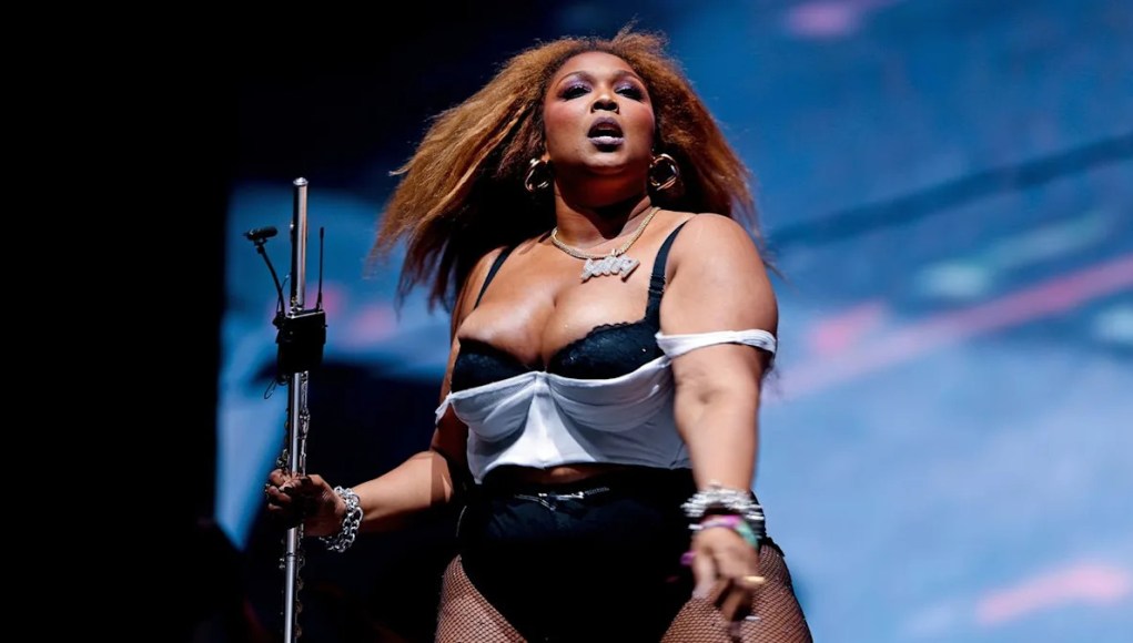 Los críticos califican de “hortera” la portada del nuevo álbum de Lizzo Los críticos califican de “hortera” la portada del nuevo álbum de Lizzo