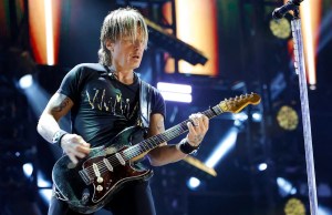 Keith Urban aborda los cambios en las letras en medio del divorcio de Nicole Kidman y critica las especulaciones