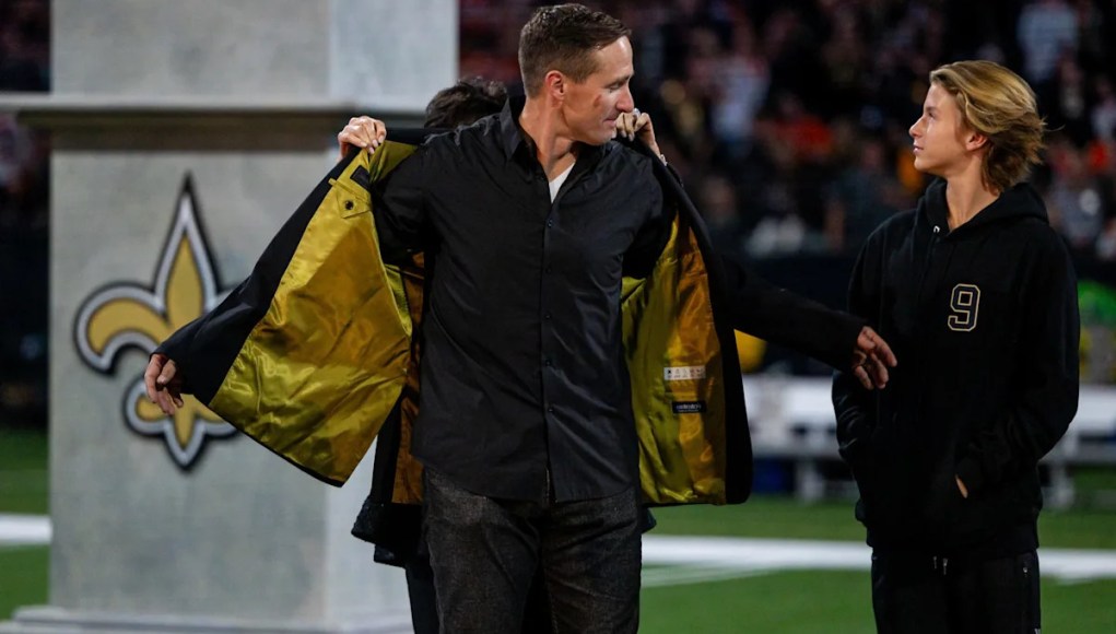 El ex compañero de equipo de Drew Brees dice lo que todos estamos pensando en su candidatura en el Salón de la Fama El ex compañero de equipo de Drew Brees dice lo que todos estamos pensando en su candidatura en el Salón de la Fama