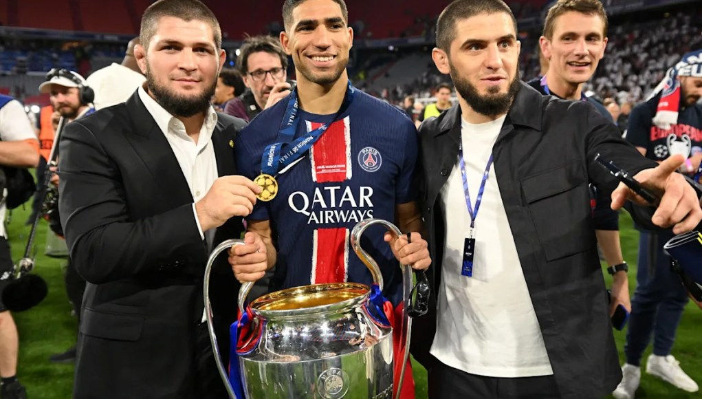 RELOJ: El luchador de UFC Khabib se niega a estrechar la mano con Kate Scott sobre las ‘creencias musulmanas’ RELOJ: El luchador de UFC Khabib se niega a estrechar la mano con Kate Scott sobre las ‘creencias musulmanas’