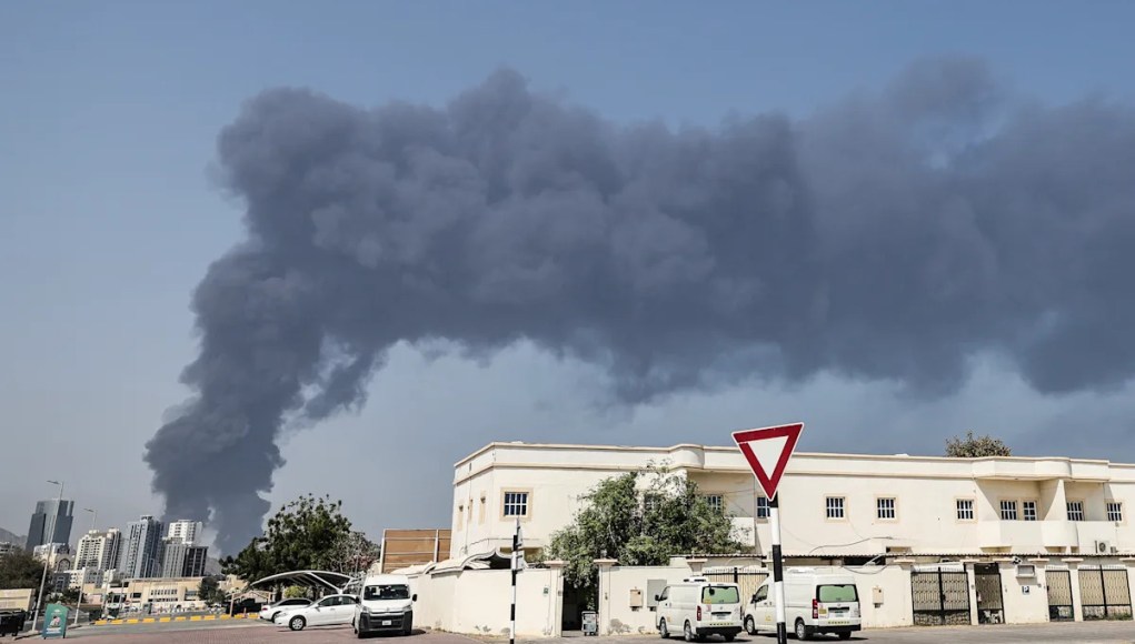 Trump dice que ha oído que el líder supremo «no está vivo»; Israel lanza una nueva ola de ataques Trump dice que ha oído que el líder supremo «no está vivo»; Israel lanza una nueva ola de ataques