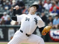 Hilo del juego: Azulejos (4-3) contra Medias Blancas (2-5)