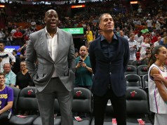 El nuevo presidente comercial de los Lakers dice que el equipo retendrá a Rob Pelinka, con Magic Johnson y los principales ejecutivos de los Dodgers involucrados