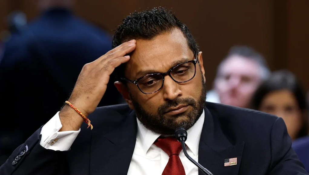 Maga Shill Patel purgó el veterano del FBI días después de la muerte de la esposa Maga Shill Patel purgó el veterano del FBI días después de la muerte de la esposa