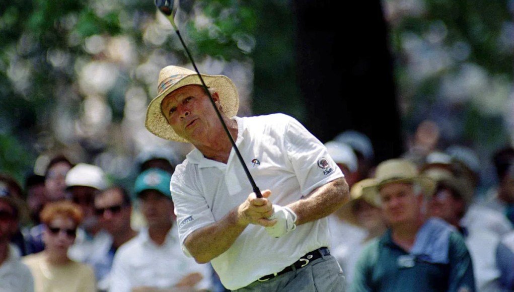 Día memorable: la caminata final de Arnold Palmer en Oakmont cruzó con Bronco Chase de OJ Simpson Día memorable: la caminata final de Arnold Palmer en Oakmont cruzó con Bronco Chase de OJ Simpson