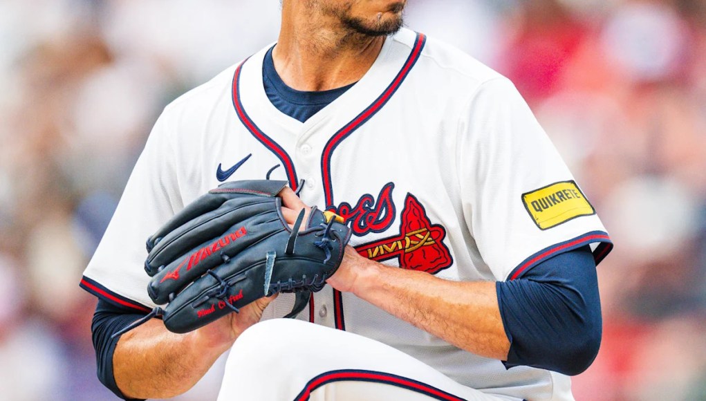 Los Bravos traen de vuelta a Charlie Morton; Agregue las exenciones de Joel Payamps (actualizado) Los Bravos traen de vuelta a Charlie Morton; Agregue las exenciones de Joel Payamps (actualizado)