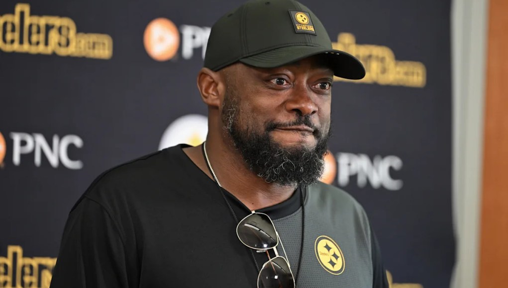 Aaron Rodgers de Steelers revela en el campamento de entrenamiento cómo Mike Tomlin lo convenció de firmar Aaron Rodgers de Steelers revela en el campamento de entrenamiento cómo Mike Tomlin lo convenció de firmar