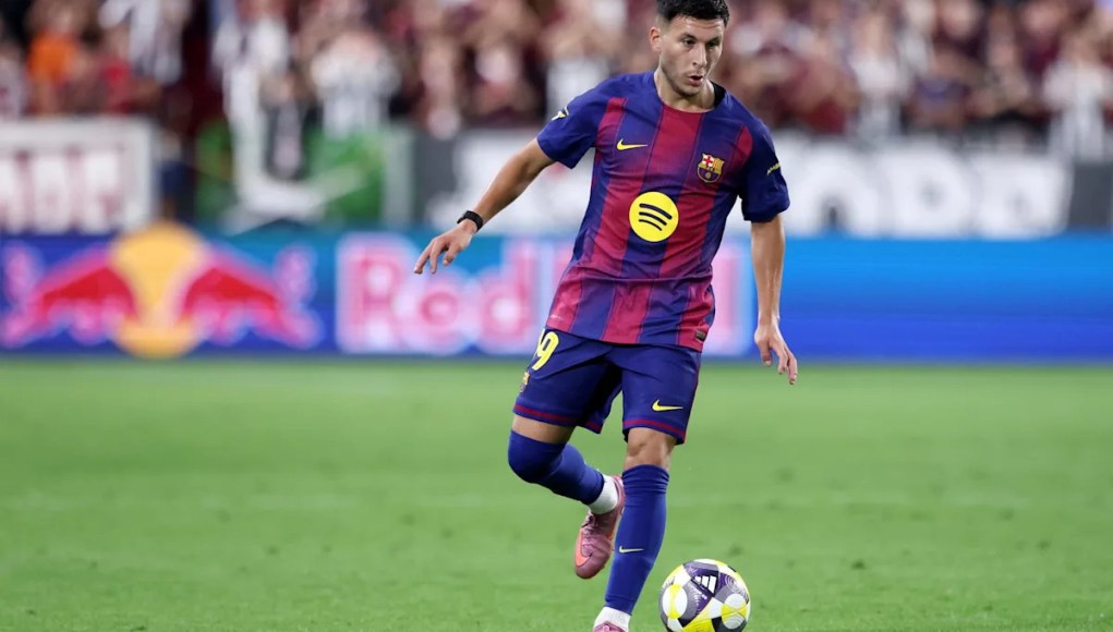 El joven del alero de Barcelona espera su debut contra Valencia después de la espera del paciente El joven del alero de Barcelona espera su debut contra Valencia después de la espera del paciente