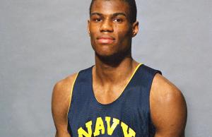 Cómo el juego de 50 puntos de David Robinson en el torneo de la NCAA ayudó a revolucionar el mundo de la tarjeta comercial