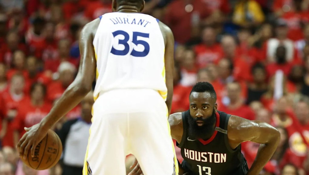 Una mirada retrospectiva a la antigua rivalidad entre los Rockets y los Warriors Una mirada retrospectiva a la antigua rivalidad entre los Rockets y los Warriors