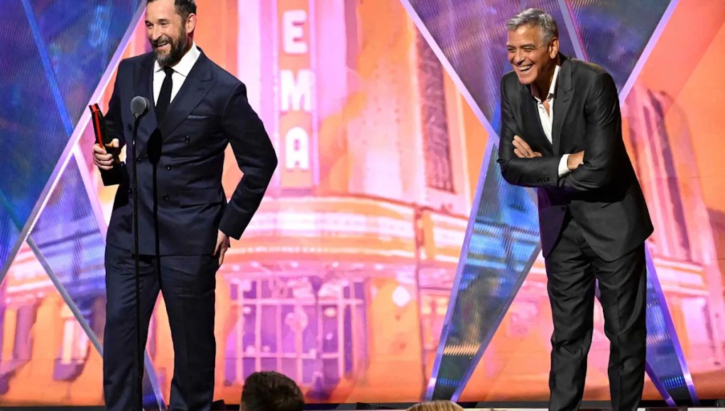 George Clooney y Noah Wyle disfrutan de una conmovedora reunión de “ER” más de 30 años después George Clooney y Noah Wyle disfrutan de una conmovedora reunión de “ER” más de 30 años después