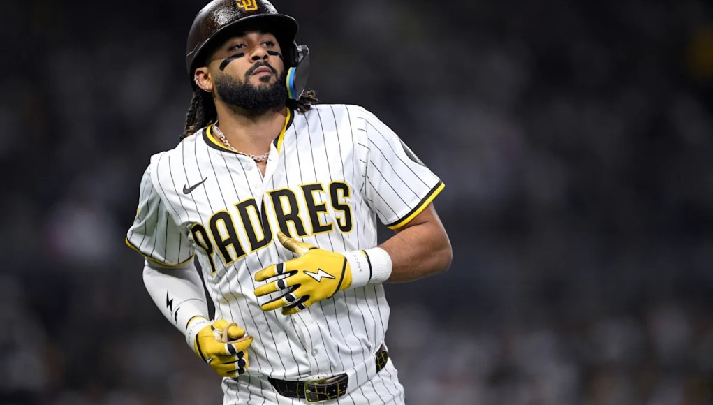 Fernando Tatis Jr. demandando el avance de las grandes ligas por el acuerdo ‘depredador’ que firmó como ligero menor Fernando Tatis Jr. demandando el avance de las grandes ligas por el acuerdo ‘depredador’ que firmó como ligero menor