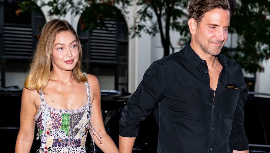 Bradley Cooper y Gigi Hadid cargaron su PDA dentro de la Met Gala después de que él se saltó la alfombra, como se ve en una rara foto Bradley Cooper y Gigi Hadid cargaron su PDA dentro de la Met Gala después de que él se saltó la alfombra, como se ve en una rara foto