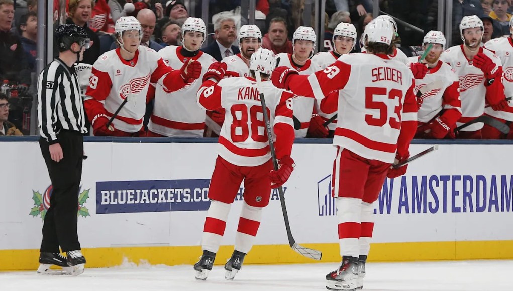 Patrick Kane de Red Wings establece oficialmente un nuevo récord en la NHL Patrick Kane de Red Wings establece oficialmente un nuevo récord en la NHL