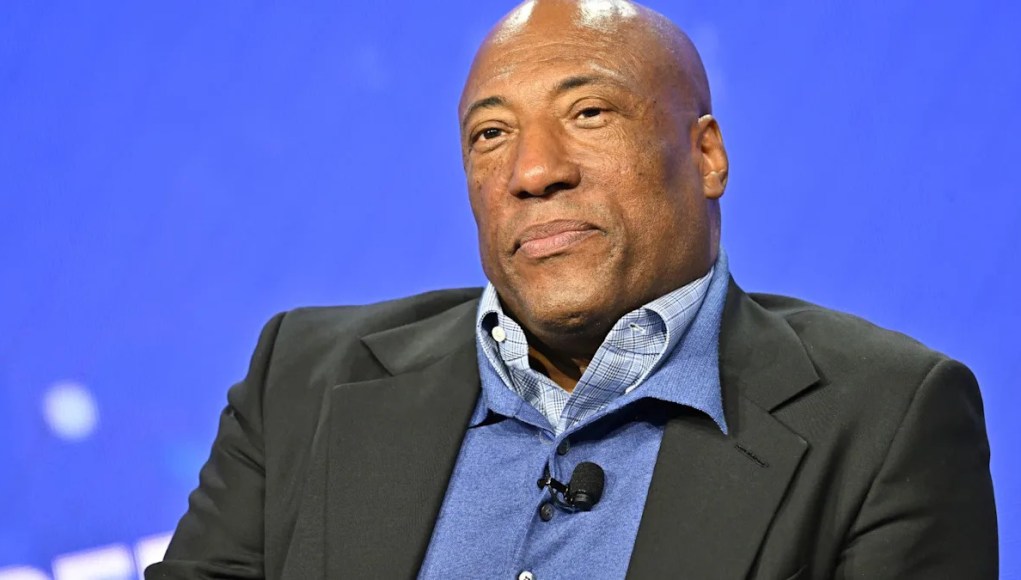 La compra de Byron Allen BuzzFeed establece la oferta pública de adquisición de Starz La compra de Byron Allen BuzzFeed establece la oferta pública de adquisición de Starz