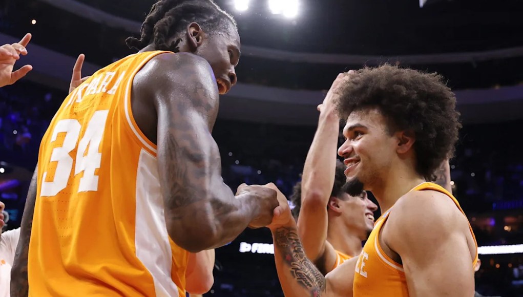 La hora de inicio de Tennessee Basketball vs Iowa State Sweet 16 cambió para un inicio más tarde La hora de inicio de Tennessee Basketball vs Iowa State Sweet 16 cambió para un inicio más tarde