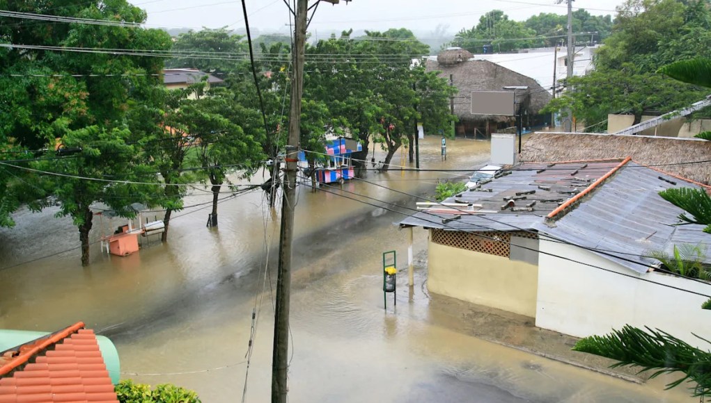 El número de muertos sube a medida que las inundaciones repentinas devastadoras atraviesan la región: ‘todavía falta’ El número de muertos sube a medida que las inundaciones repentinas devastadoras atraviesan la región: ‘todavía falta’