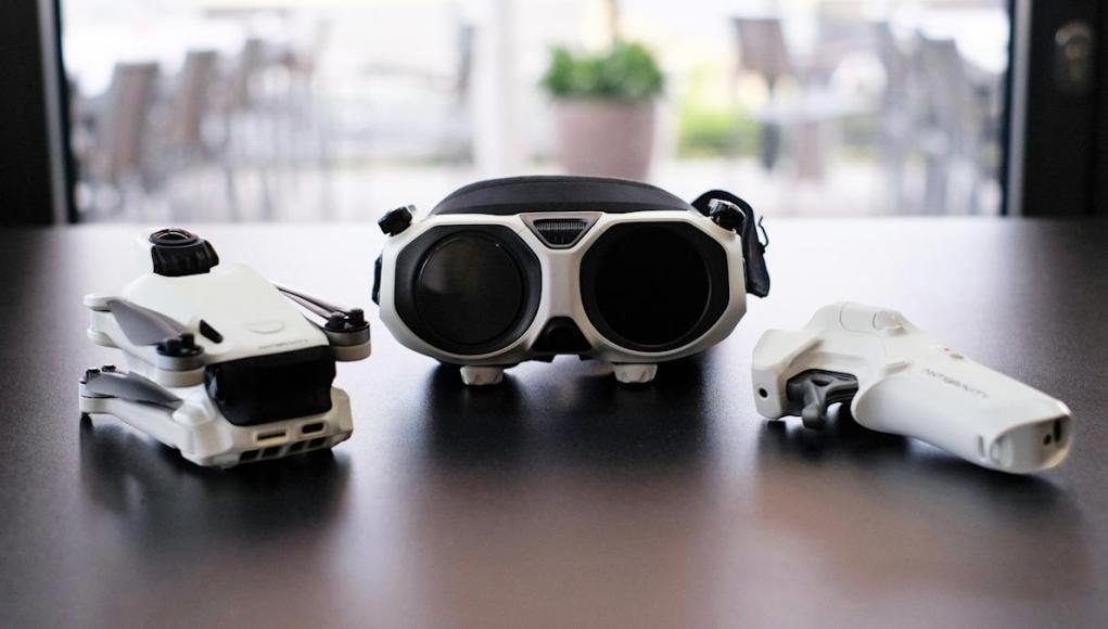 Un dron FPV de 360 grados a diferencia de cualquier otra cosa Un dron FPV de 360 grados a diferencia de cualquier otra cosa