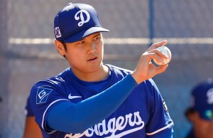 Shohei Ohtani de los Dodgers progresa a lanzar lanzamientos de ruptura a medida que avanza hacia el retorno de lanzar regreso