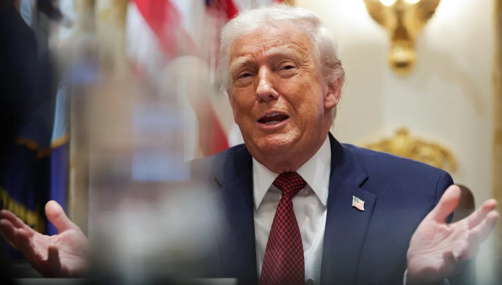 El borrador social de la verdad no publicado de Trump se filtra desde la Oficina Oval El borrador social de la verdad no publicado de Trump se filtra desde la Oficina Oval