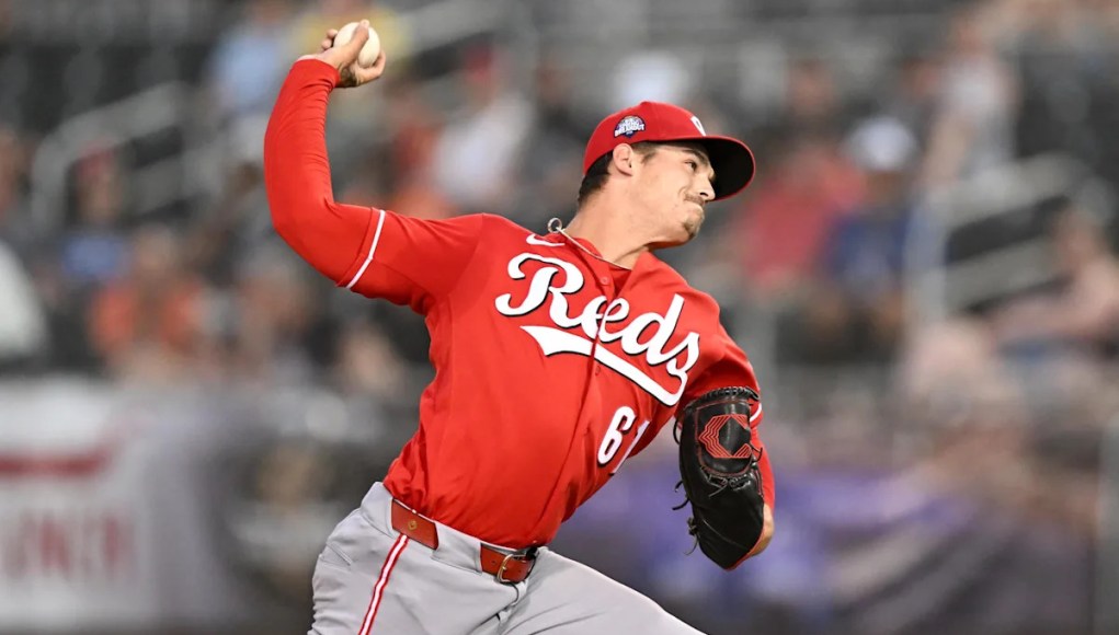 Los Rojos llaman a Chase Petty para la apertura del lunes contra los Cachorros en Wrigley Los Rojos llaman a Chase Petty para la apertura del lunes contra los Cachorros en Wrigley