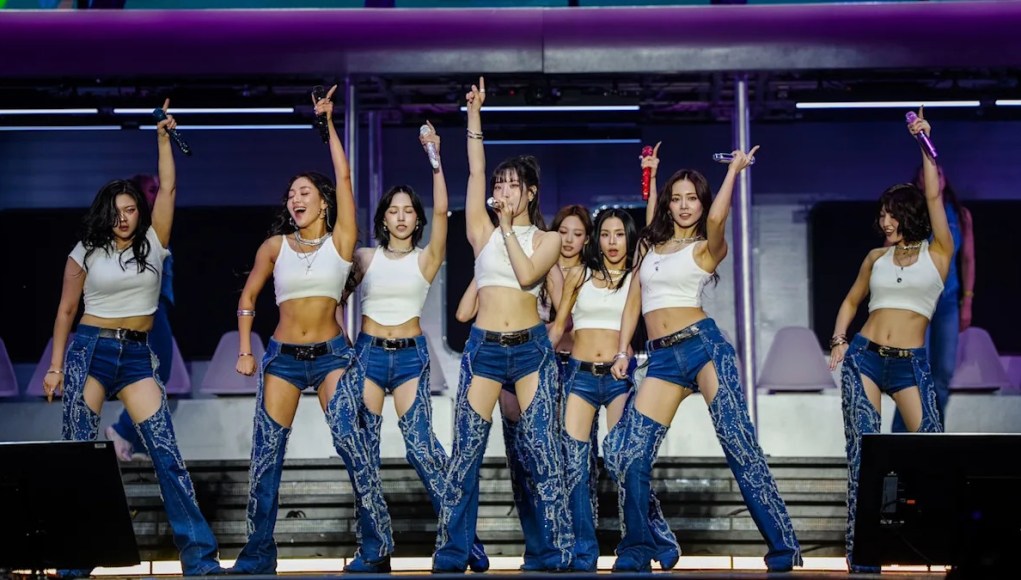 ¿A cuánto cuestan las entradas TWICE? Esto es para la gira mundial tiene asientos a un precio inferior a 0 ¿A cuánto cuestan las entradas TWICE? Esto es para la gira mundial tiene asientos a un precio inferior a 0