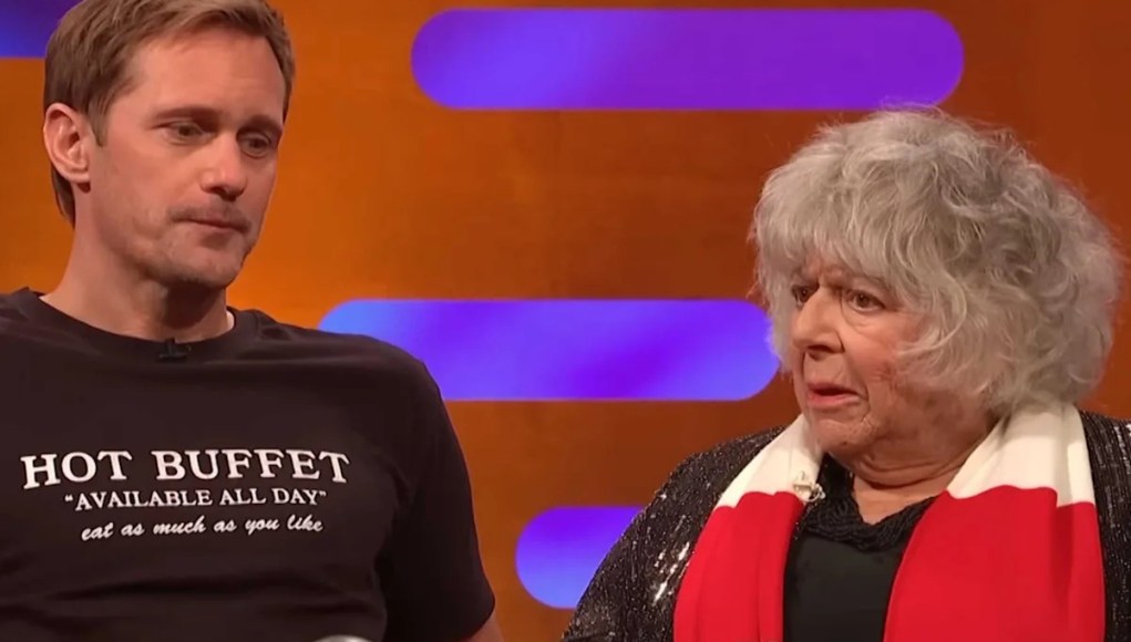 La estrella de “Harry Potter” queda estupefacta al enterarse del encuentro pasado con Alexander Skarsgård: ‘Tengo 84 años y soy gay’ La estrella de “Harry Potter” queda estupefacta al enterarse del encuentro pasado con Alexander Skarsgård: ‘Tengo 84 años y soy gay’