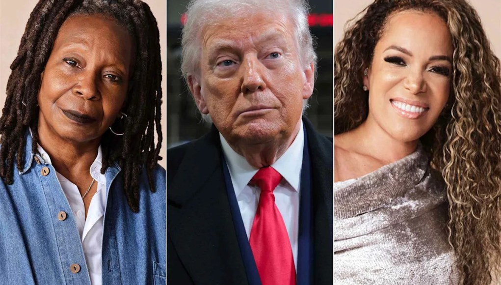 La Casa Blanca critica a las estrellas de “The View” como ‘idiotas útiles’ después de que Whoopi Goldberg pidiera la destitución de Donald Trump (exclusivo) La Casa Blanca critica a las estrellas de “The View” como ‘idiotas útiles’ después de que Whoopi Goldberg pidiera la destitución de Donald Trump (exclusivo)