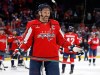 Mire a Alex Ovechkin de Capitals anotar el histórico gol número 450 en casa para superar a Gordie Howe