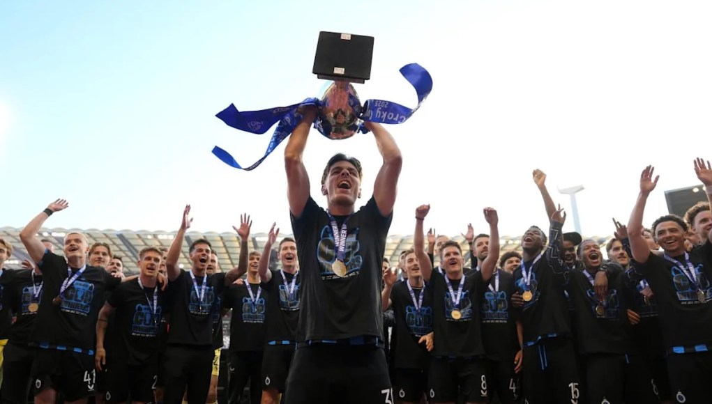 La búsqueda tardía de BVB del MVP de la Liga Pro Belga La búsqueda tardía de BVB del MVP de la Liga Pro Belga