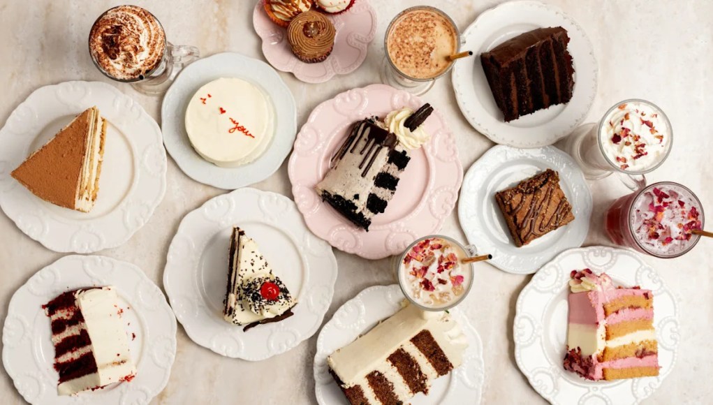 Postres de Cheesecake Factory a mitad de precio y más el 14 de octubre Postres de Cheesecake Factory a mitad de precio y más el 14 de octubre