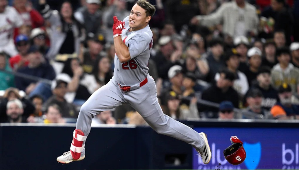 JJ Wetherholt de los Cardenales logra un grand slam de las Pequeñas Ligas en la victoria sobre los Padres, aprovechando el error de Fernando Tatís Jr. JJ Wetherholt de los Cardenales logra un grand slam de las Pequeñas Ligas en la victoria sobre los Padres, aprovechando el error de Fernando Tatís Jr.