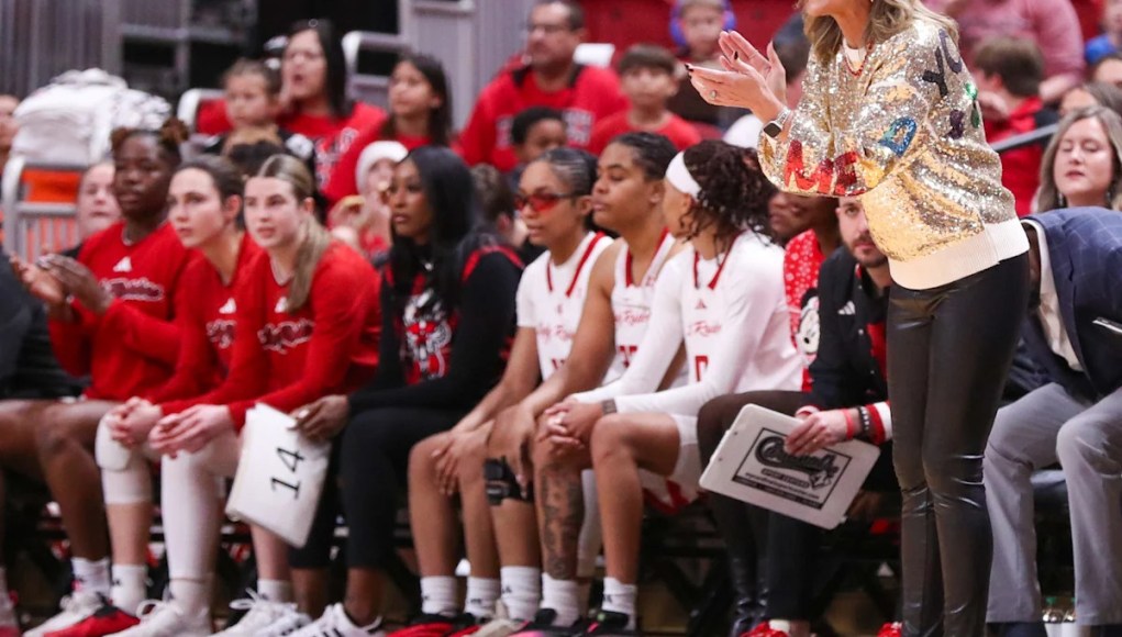 Texas Tech ficha a la jugadora más alta en la historia universitaria femenina, ahora ¿cuándo jugará? Texas Tech ficha a la jugadora más alta en la historia universitaria femenina, ahora ¿cuándo jugará?