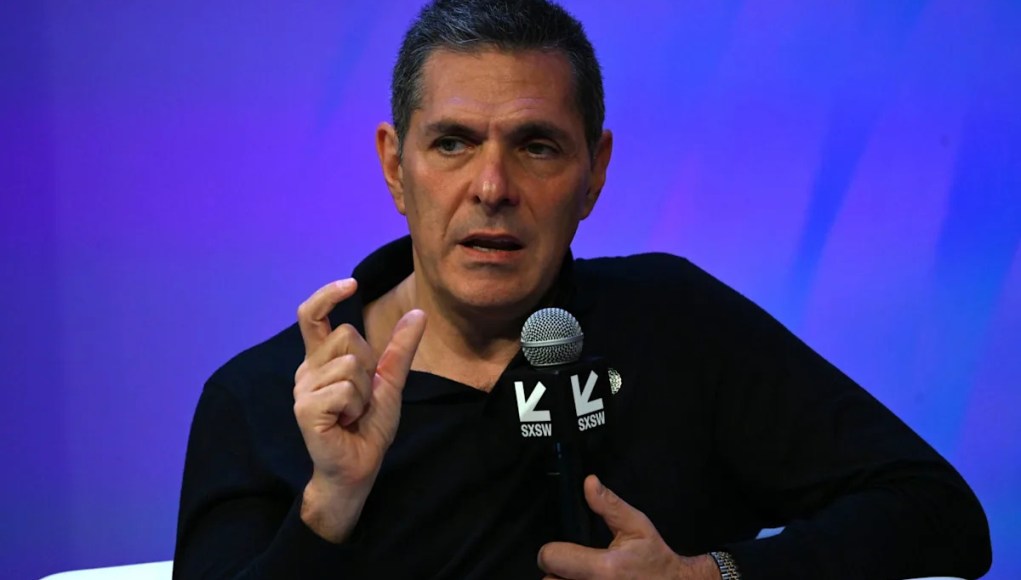 Como los CEOs predicen que la IA rivalizará a los humanos en 5 años, Daniel Lubetzky de Shark Tank le dice a Gen Z que salga de Tiktok y estudie filósofos griegos para avanzar Como los CEOs predicen que la IA rivalizará a los humanos en 5 años, Daniel Lubetzky de Shark Tank le dice a Gen Z que salga de Tiktok y estudie filósofos griegos para avanzar