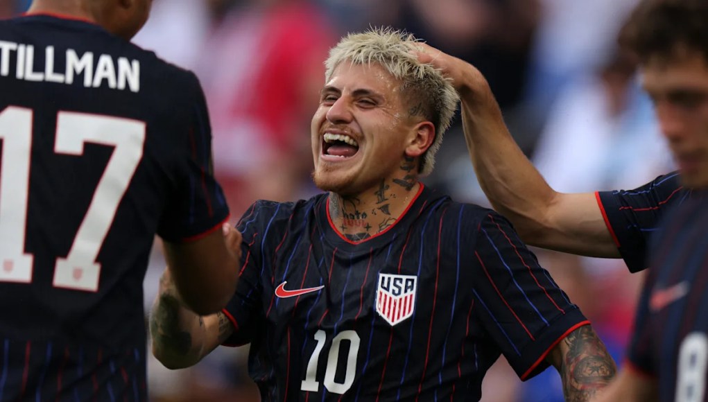 Diego Luna golpea a Shaky Usmnt para ganar sobre Guatemala, y en la final de la Copa de Oro Diego Luna golpea a Shaky Usmnt para ganar sobre Guatemala, y en la final de la Copa de Oro