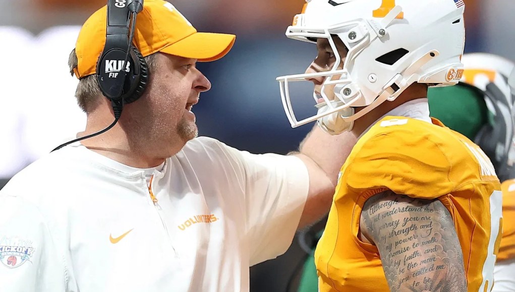 Joey Aguilar obtuvo orden de restricción temporal contra la NCAA Joey Aguilar obtuvo orden de restricción temporal contra la NCAA